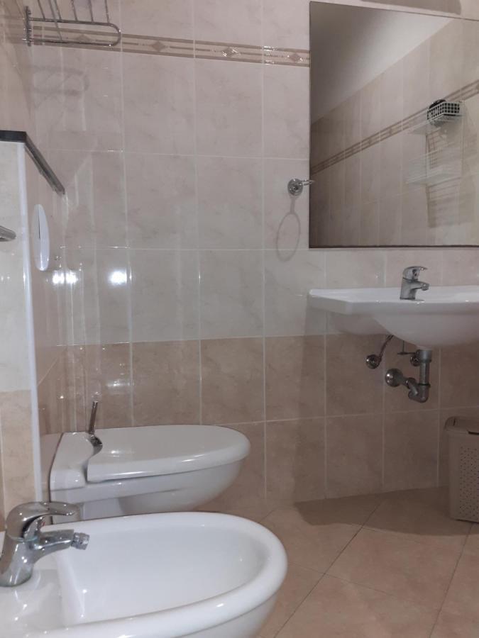 Hotel Brooklyn Rimini Bagian luar foto